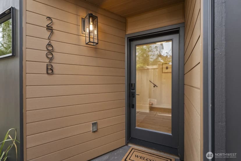 Property photo for 2769 59th Avenue Sw #b, Seattle photo 7