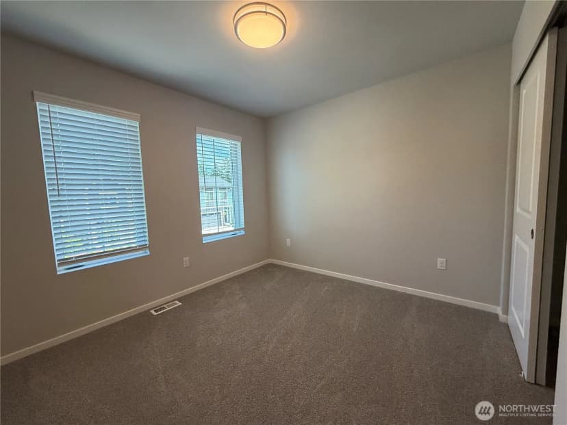 Property photo for 292 Ne Shadowhawk Lane, Bremerton photo 12