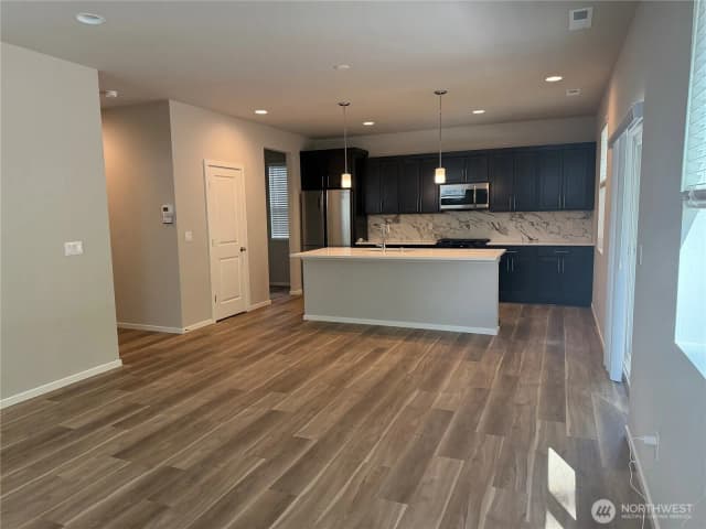 Property photo for 292 Ne Shadowhawk Lane, Bremerton photo 2