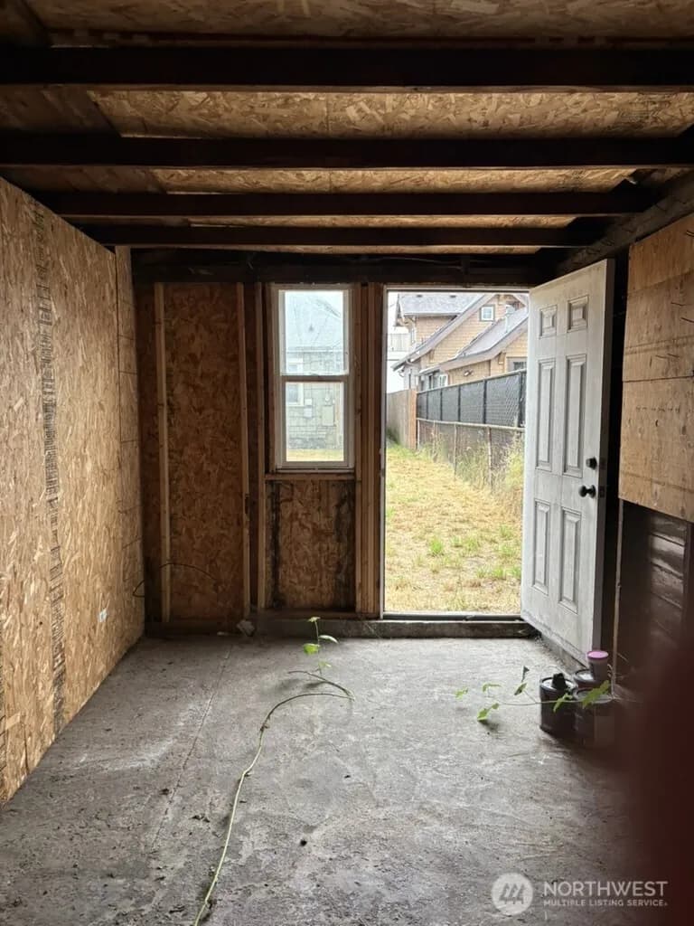 Property photo for 817 E 35th Street, Tacoma photo 29