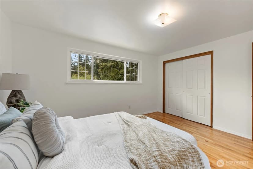 Property photo for 20310 5th Avenue Nw, Shoreline photo 12