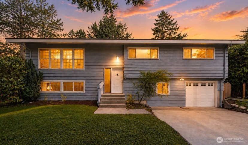 Property photo for 20310 5th Avenue Nw, Shoreline
