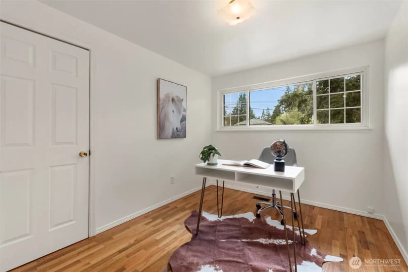 Property photo for 20310 5th Avenue Nw, Shoreline photo 14