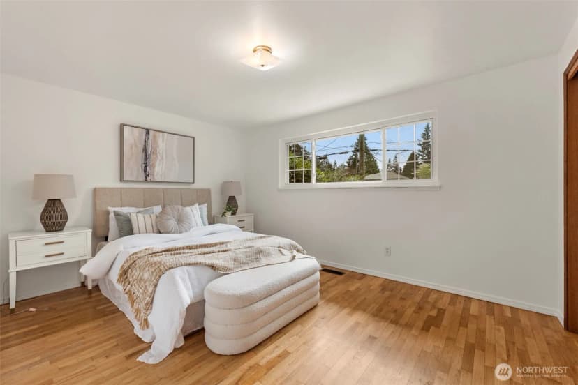 Property photo for 20310 5th Avenue Nw, Shoreline photo 11