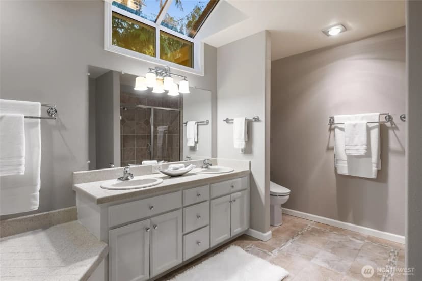 Property photo for 16414 Ne 135th Street, Redmond photo 16
