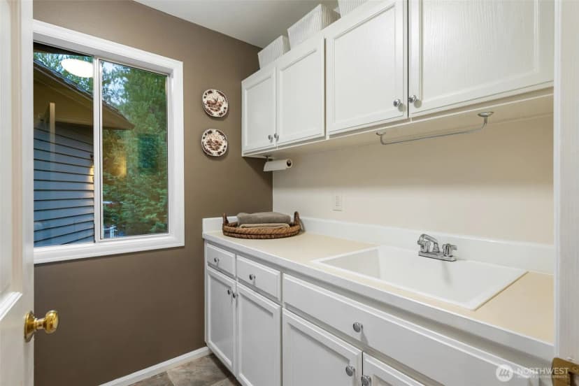 Property photo for 16414 Ne 135th Street, Redmond photo 30