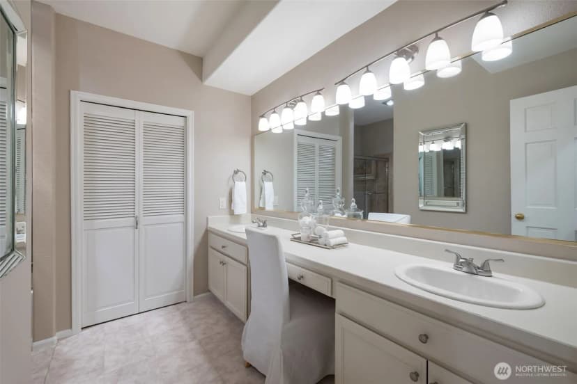 Property photo for 16414 Ne 135th Street, Redmond photo 34