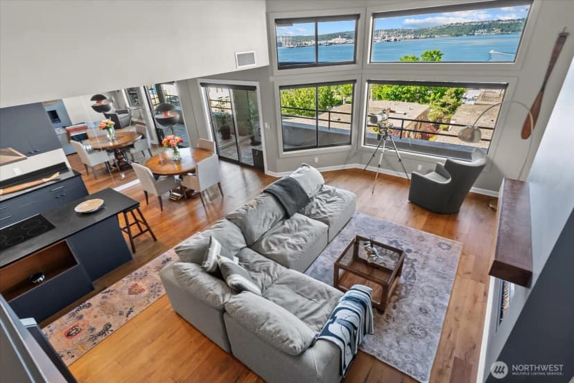 Property photo for 2021 1st Avenue #c4, Seattle photo 4