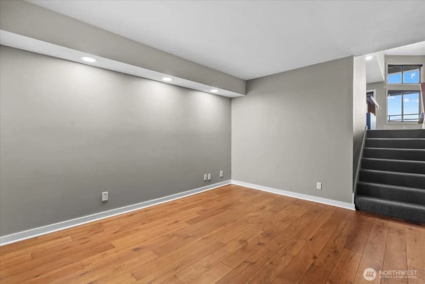 Property photo for 2021 1st Avenue #c4, Seattle photo 19