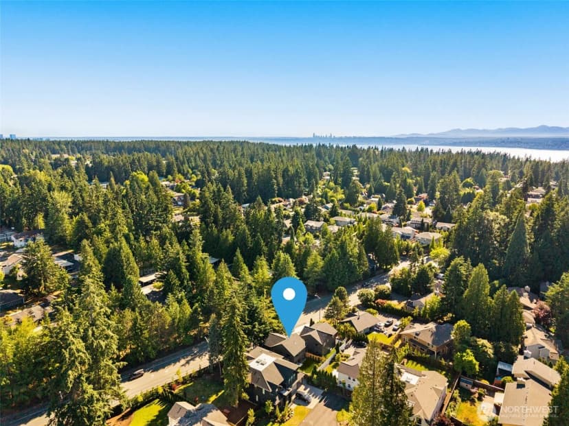 Property photo for 12910 Ne 70th Place, Kirkland photo 29