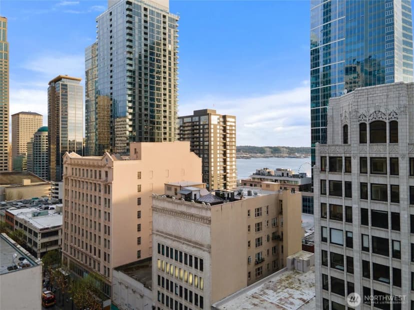 Property photo for 1519 3rd Avenue #501, Seattle photo 32