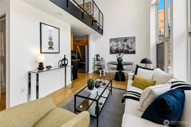 Property photo for 2324 1st Avenue #214, Seattle photo 4