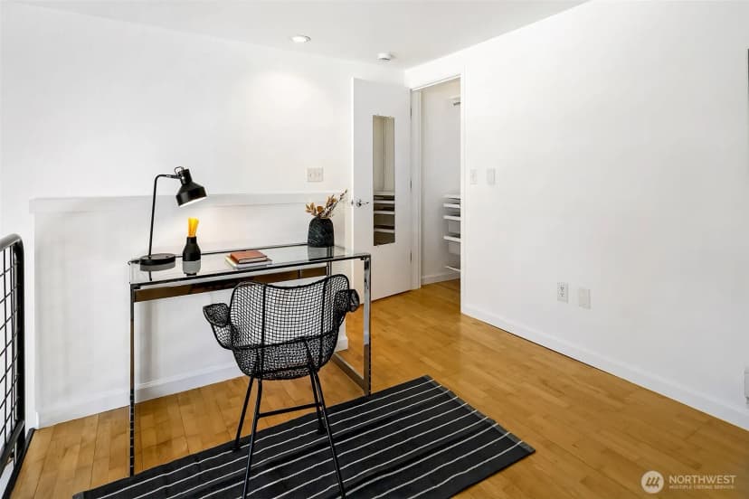 Property photo for 2324 1st Avenue #214, Seattle photo 13
