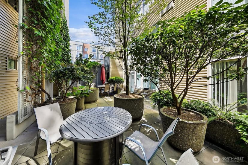 Property photo for 2324 1st Avenue #214, Seattle photo 18