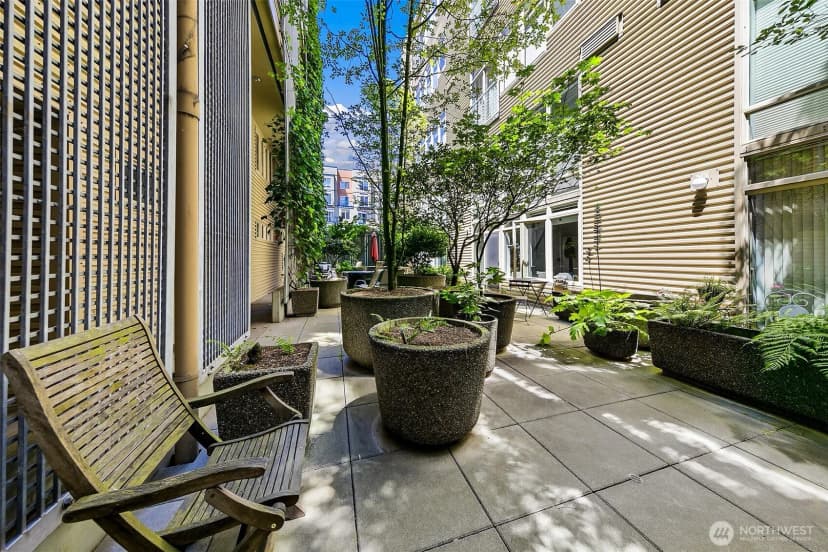 Property photo for 2324 1st Avenue #214, Seattle photo 19