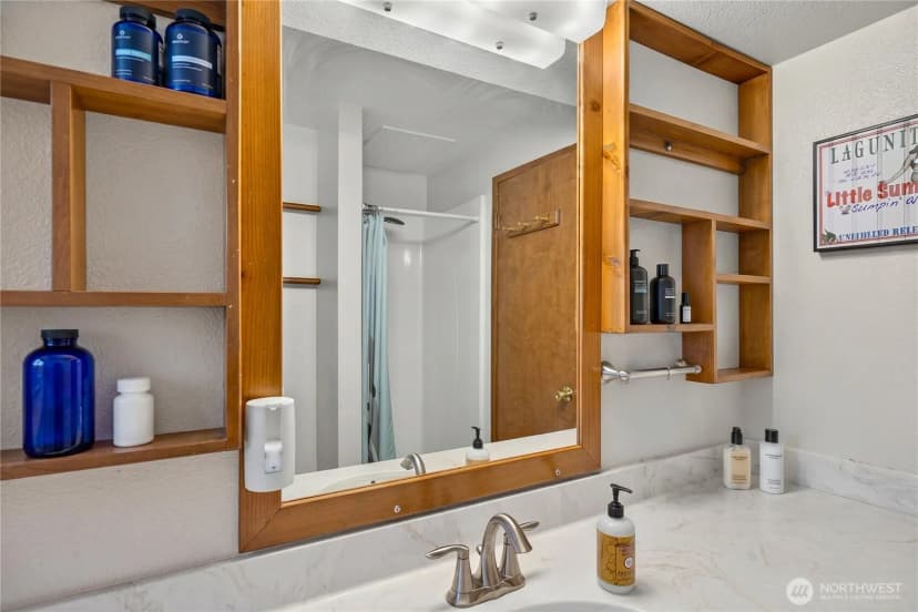 Property photo for 421 Umatilla Drive, La Conner photo 26