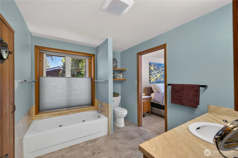 Property photo for 421 Umatilla Drive, La Conner photo 15