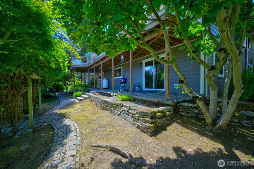 Property photo for 421 Umatilla Drive, La Conner photo 31