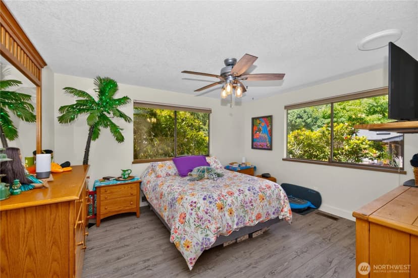 Property photo for 421 Umatilla Drive, La Conner photo 17