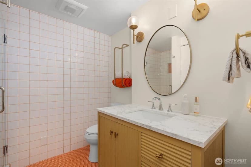 Property photo for 2100 3rd Avenue #1005, Seattle photo 28