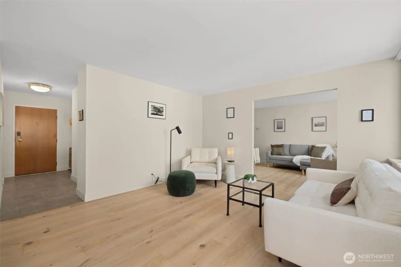 Property photo for 2100 3rd Avenue #1005, Seattle photo 7