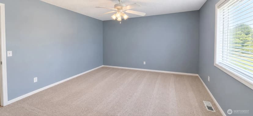 Property photo for 3021 87th Avenue Ct E, Edgewood photo 6