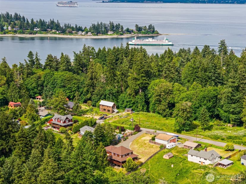 Property photo for 5413 Welfare Avenue Ne, Bainbridge Island photo 6