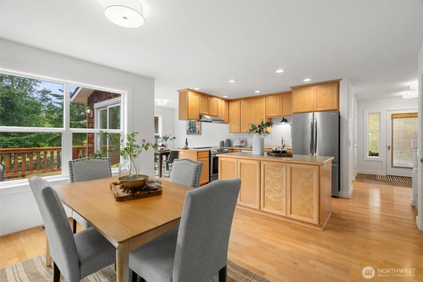 Property photo for 5413 Welfare Avenue Ne, Bainbridge Island photo 16