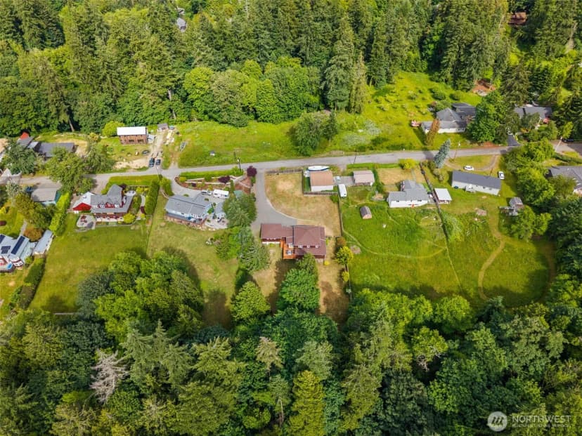 Property photo for 5413 Welfare Avenue Ne, Bainbridge Island photo 7