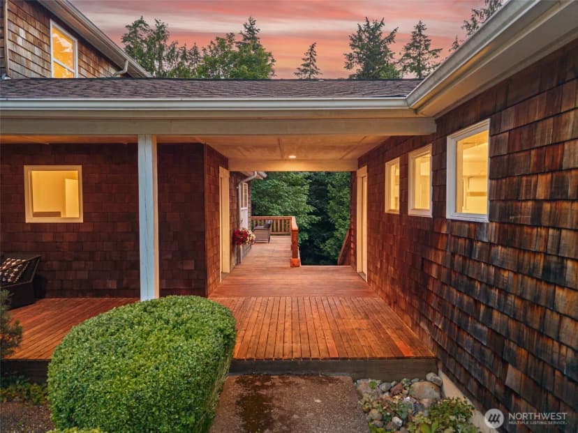 Property photo for 5413 Welfare Avenue Ne, Bainbridge Island photo 4