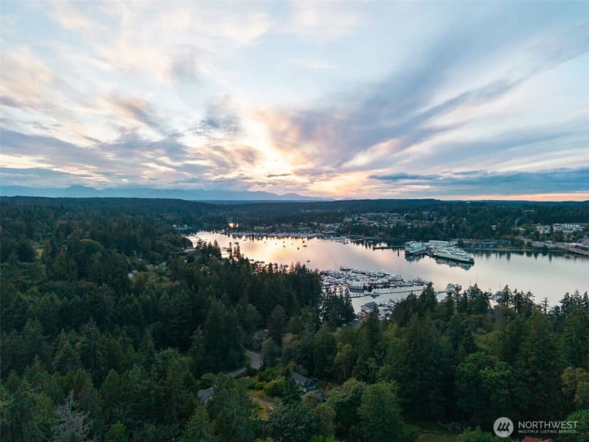 Property photo for 5413 Welfare Avenue Ne, Bainbridge Island photo 32
