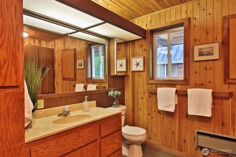 Property photo for 2151 Eastpoint Drive, Langley photo 17