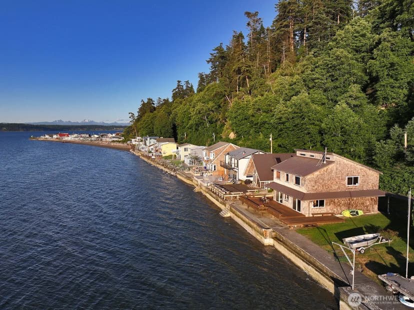 Property photo for 2151 Eastpoint Drive, Langley photo 35