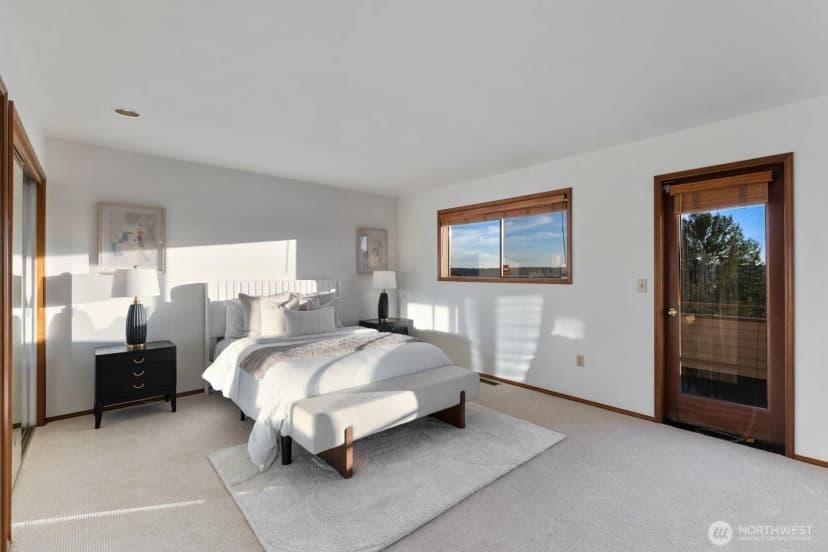 Property photo for 424 Alvord Avenue N, Kent photo 19