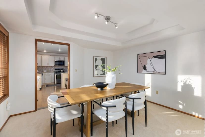 Property photo for 424 Alvord Avenue N, Kent photo 13