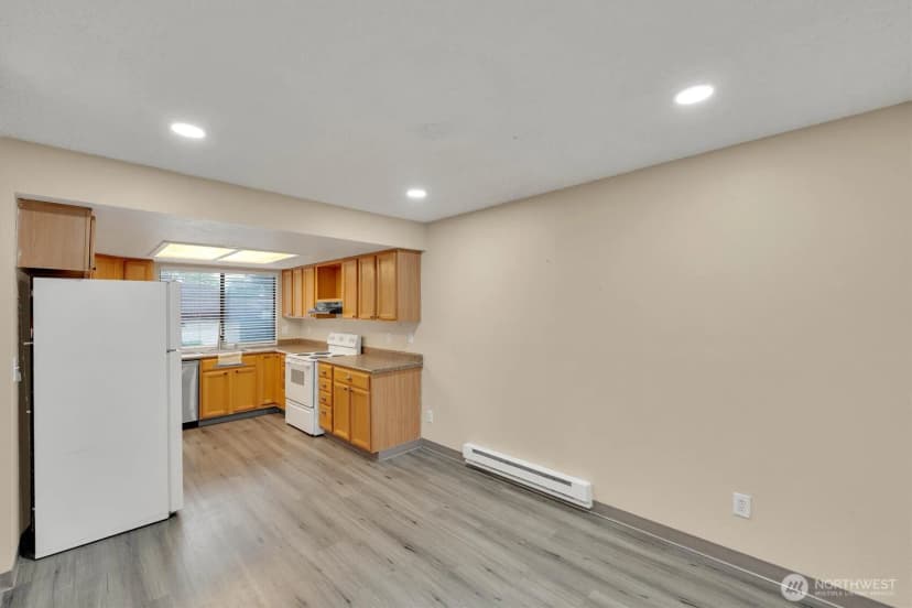Property photo for 31721 47th Lane Sw #c, Federal Way photo 15
