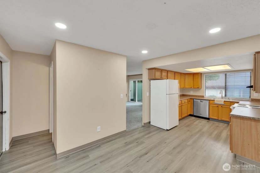 Property photo for 31721 47th Lane Sw #c, Federal Way photo 14
