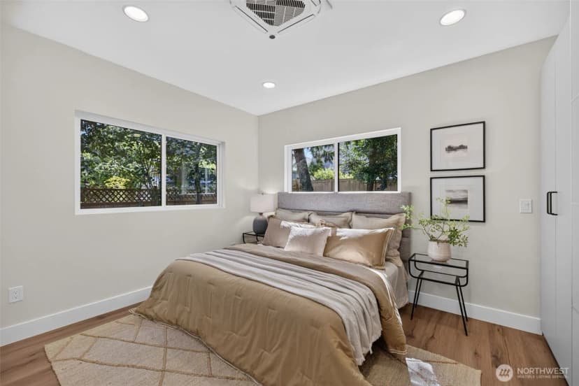 Property photo for 3247 40th Avenue Sw, Seattle photo 19