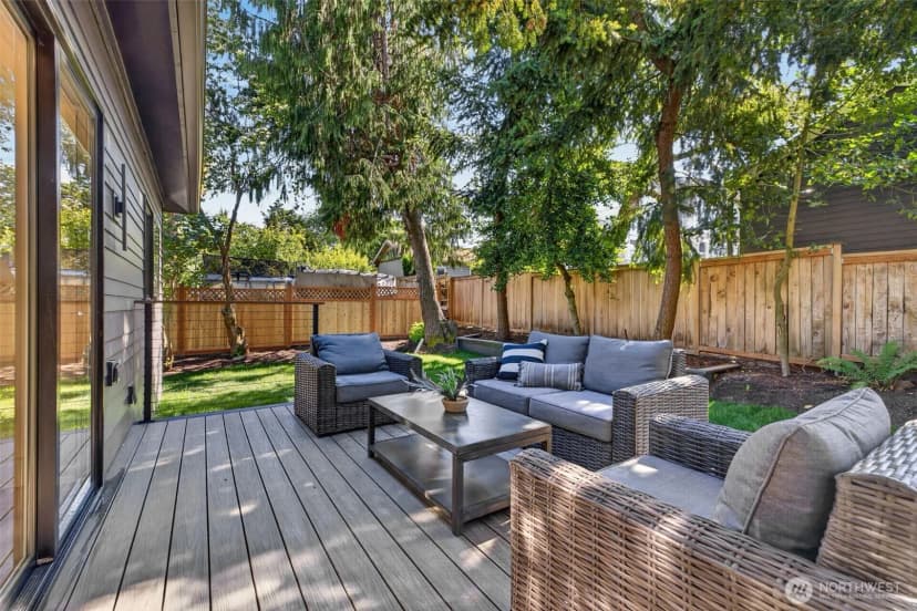 Property photo for 3247 40th Avenue Sw, Seattle photo 16