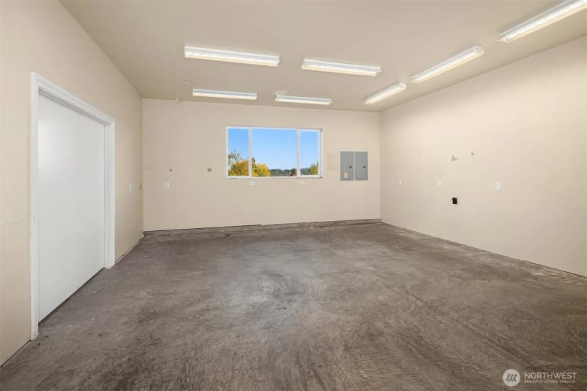 Property photo for 6404 Ne 181st Street #a, Kenmore photo 35