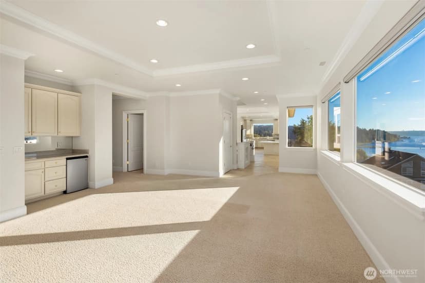 Property photo for 6404 Ne 181st Street #a, Kenmore photo 32