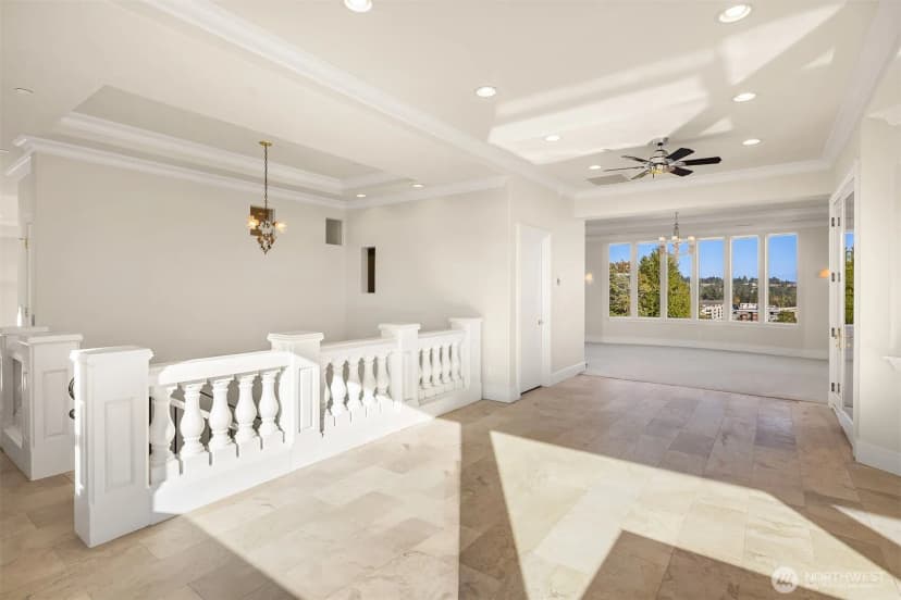 Property photo for 6404 Ne 181st Street #a, Kenmore photo 9