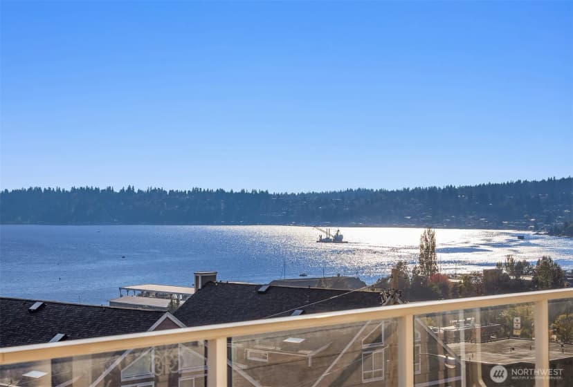 Property photo for 6404 Ne 181st Street #a, Kenmore photo 15