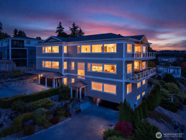 Property photo for 6404 Ne 181st Street #a, Kenmore