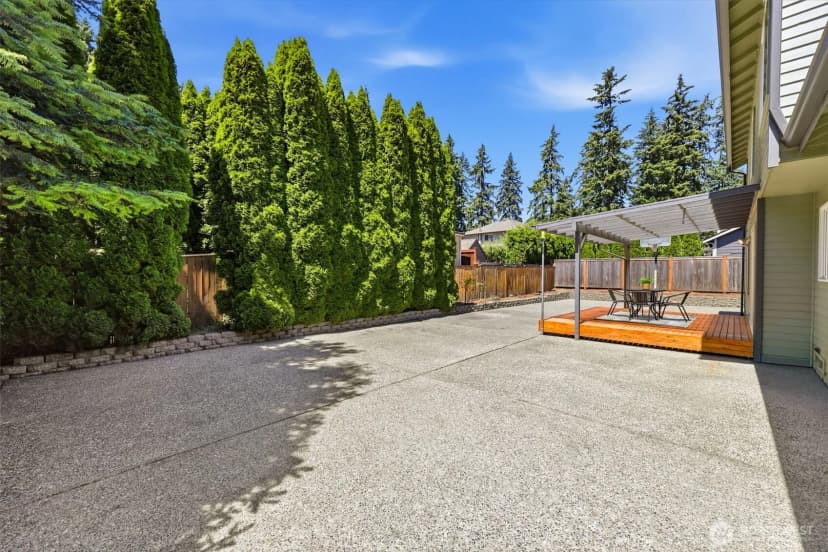 Property photo for 17430 57th Avenue W, Lynnwood photo 30