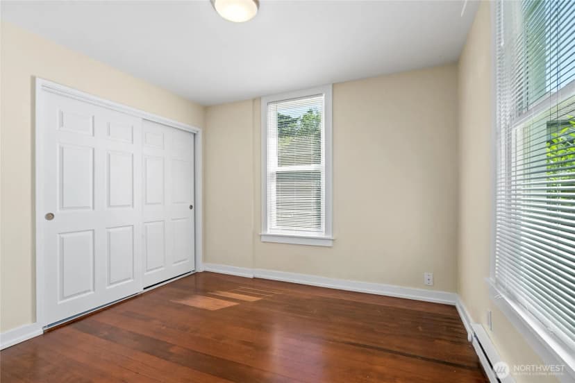 Property photo for 1443 22nd Avenue, Seattle photo 27