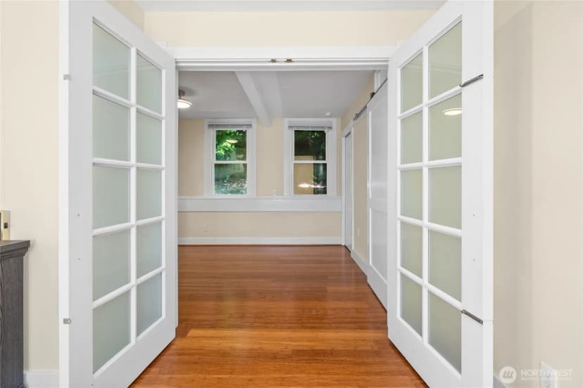 Property photo for 1443 22nd Avenue, Seattle photo 18