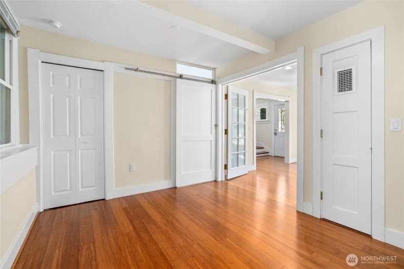 Property photo for 1443 22nd Avenue, Seattle photo 20