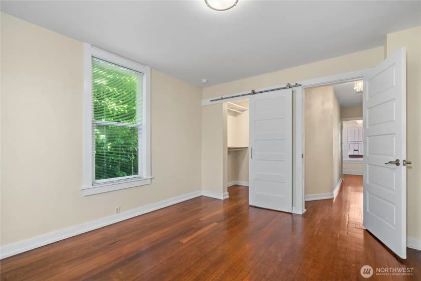 Property photo for 1443 22nd Avenue, Seattle photo 29