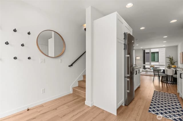 Property photo for 2106 Ne 85th Street #e, Seattle photo 5